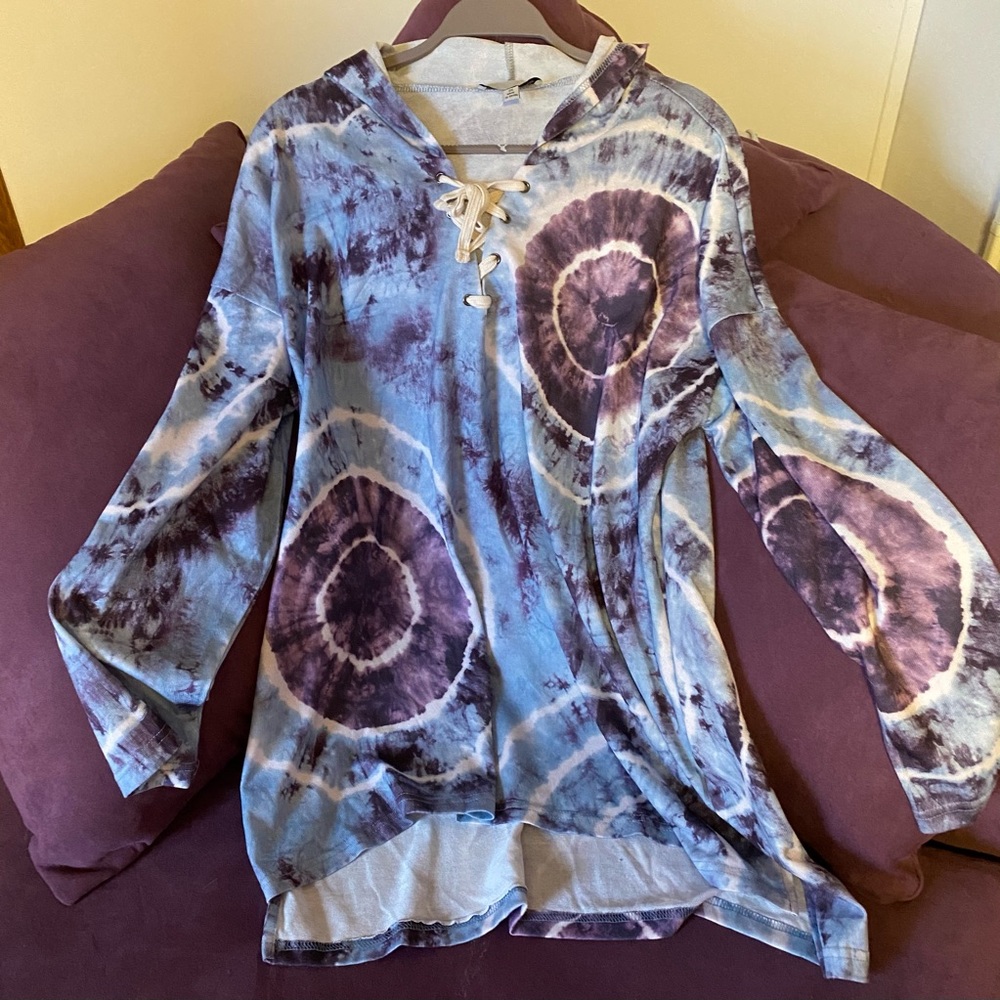 Tie dye light weight hoodie